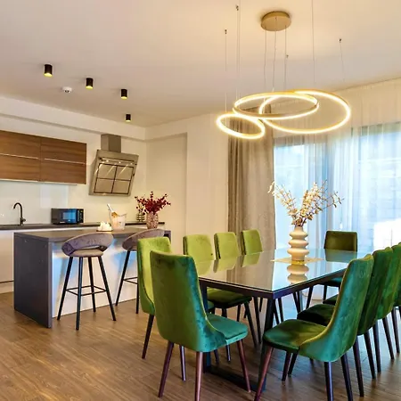 فيلة Hermiona Luxury, Heated Private Pool, Elevator, Jacuzzi *