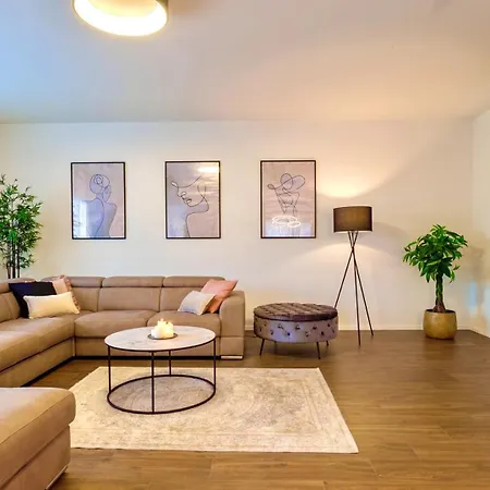 Hermiona Luxury, Heated Private Pool, Elevator, Jacuzzi * פודסטראנה